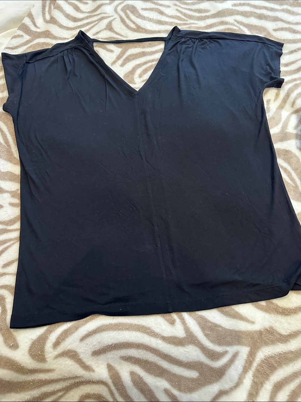 Old Navy Black V-Neck Short Sleeve Tee